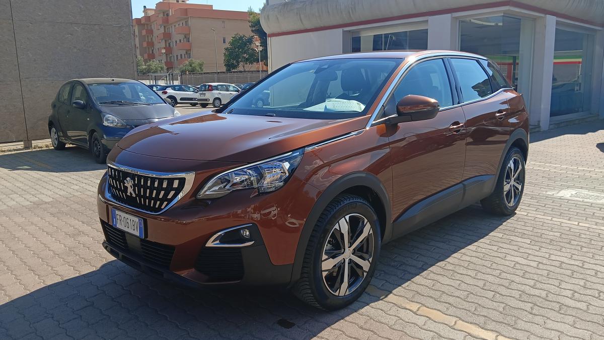 Peugeot 3008 1.5 HDI 130CV Business 061